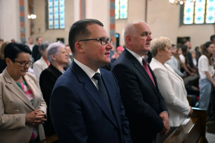 Złoty jubileusz święceń kapłańskich biskupa Edwarda Dajczaka