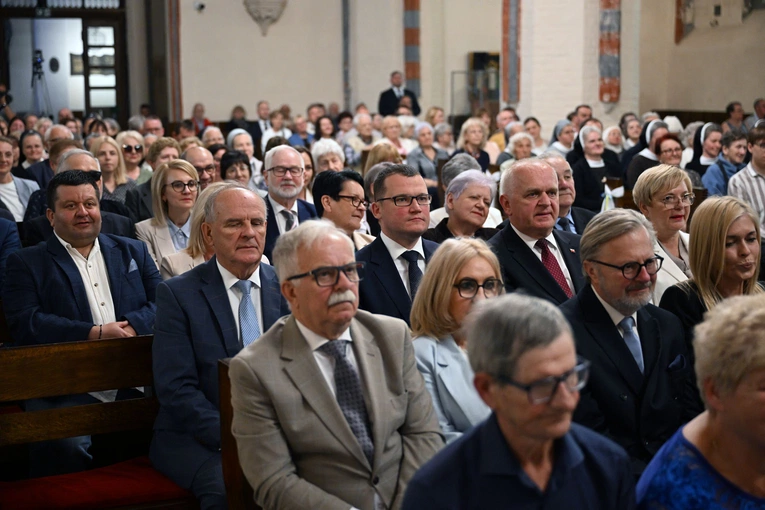 Złoty jubileusz święceń kapłańskich biskupa Edwarda Dajczaka