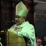 Płock. XII Ogólnopolska Pielgrzymka Nadzwyczajnych Szafarzy Komunii Świętej - cz.II