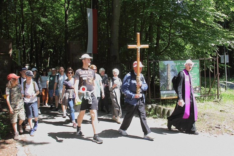 Pielgrzymka Świętych Gór