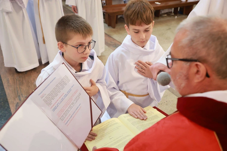 Błogosławieństwo ministrantów słowa Bożego