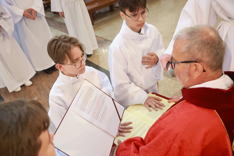 Błogosławieństwo ministrantów słowa Bożego