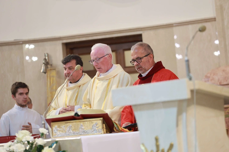 Błogosławieństwo ministrantów słowa Bożego