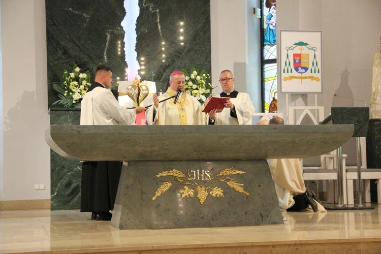 Poświęcenie kościoła w. św. Antoniego Padewskiego w zielonogórskim Przylepie