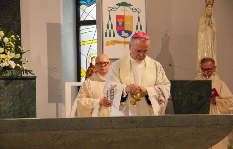 Poświęcenie kościoła w. św. Antoniego Padewskiego w zielonogórskim Przylepie