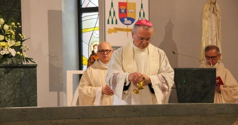 Poświęcenie kościoła w. św. Antoniego Padewskiego w zielonogórskim Przylepie