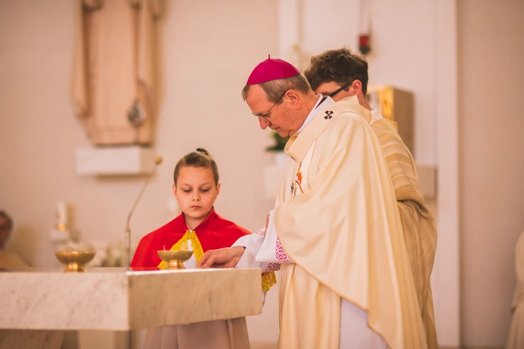 Poświęcenie kościoła św. Kingi w Kowalach