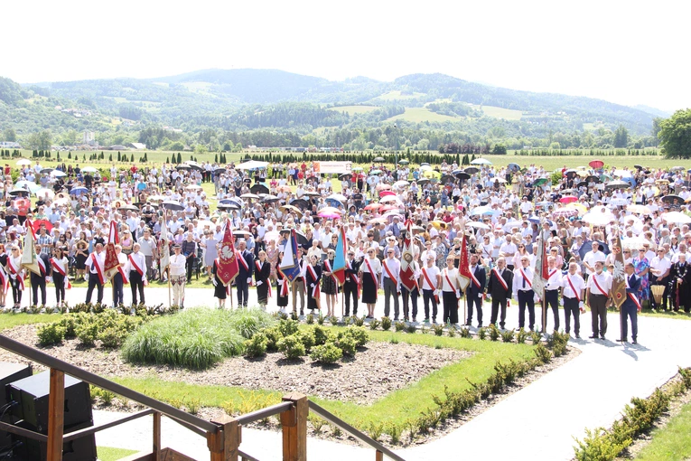 Stary Sącz. Diecezjalne Święto Rodziny 2025