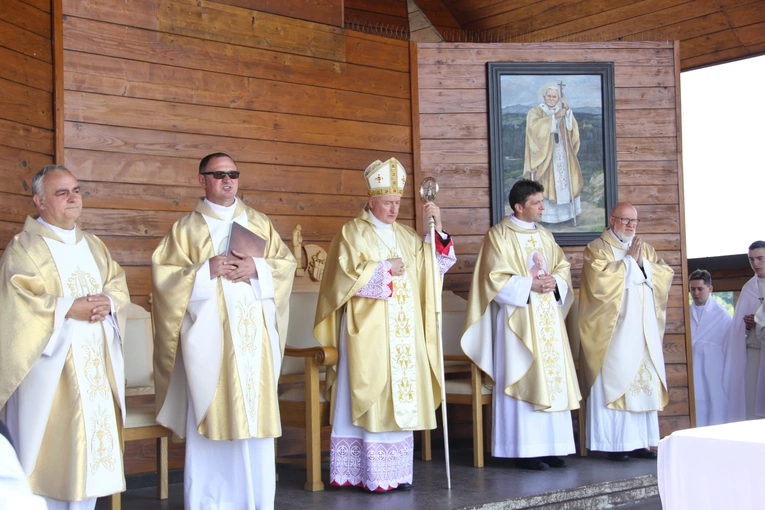 Stary Sącz. Diecezjalne Święto Rodziny 2025