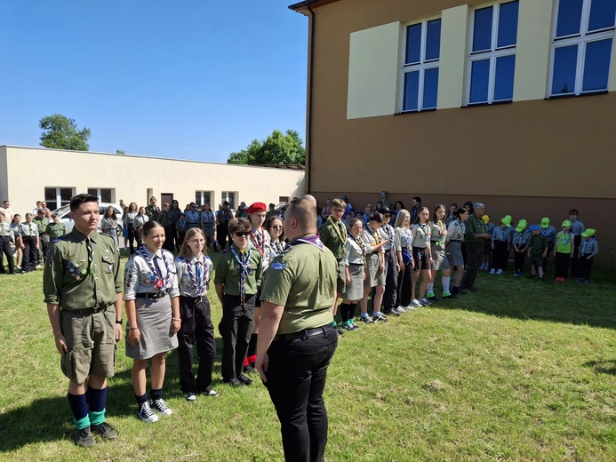 Piknik rodzinny z harcerzami