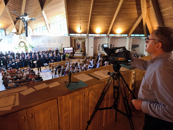 Chór parafii NMP Wspomożenia Wiernych w Zalesiu Dolnym
