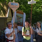 Pielgrzymi na odpuście ku czci Trójcy Świętej