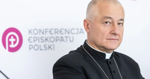 Bp Ważny dla gosc.pl: Zaniedbaliśmy ewangelizację i katechizację w parafii, ale broniłbym obecności religii w szkole