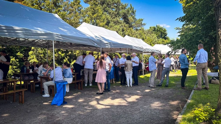 Rozesłanie przed rekolekcjami oazowymi 
