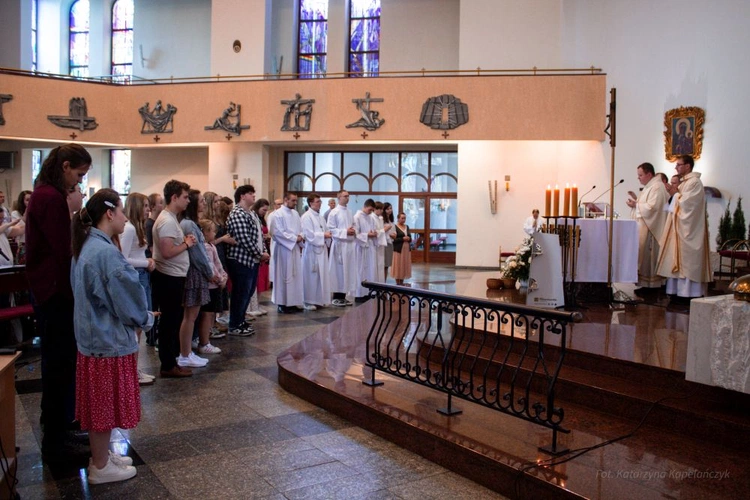 Rozesłanie przed rekolekcjami oazowymi 