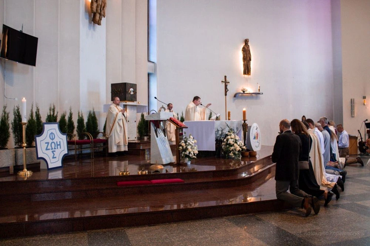 Rozesłanie przed rekolekcjami oazowymi 