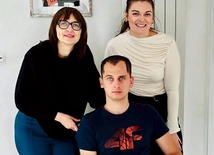 Rehabilitacja neurologiczna to proces długi, kosztowny i nie zawsze refundowany. Dlatego każda złotówka, każda wpłata ma ogromne znaczenie.