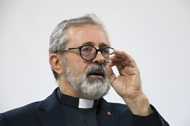 Warto poszukać nadziei  w tym, co dzisiaj przeżywa Kościół diecezjalny – zachęca płocki teolog. 