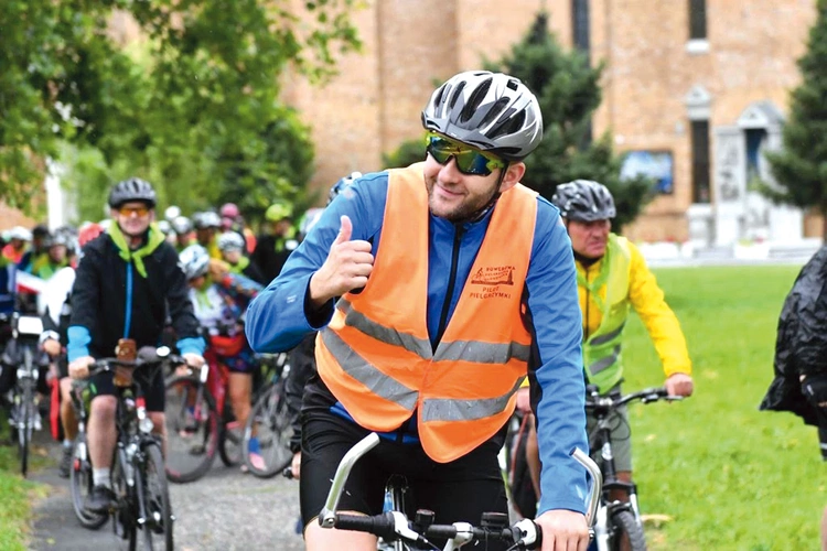Dziennie pątnicy będą mieli do pokonania 100 km.