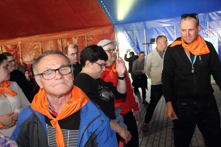 Pielgrzymka Osób z Niepełnosprawnościami cz. 1