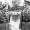 Gen. Stanisław Sosabowski (z lewej) z gen. Frederickiem Browningiem