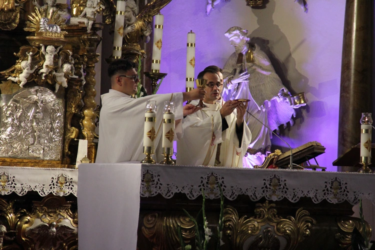 "Jak przyjdzie 30 osób, to nie będzie wstydu". Przyszło 10 razy więcej