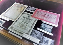 Sala Biała prezentuje nową wystawe sztuki ze zbiorów Muzeum KUL