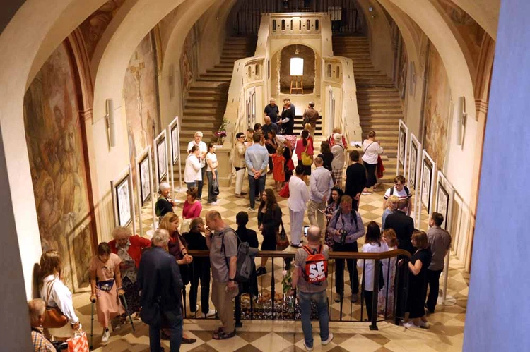 Wystawa rysunków Iwony Witki-Wawrzkiewicz