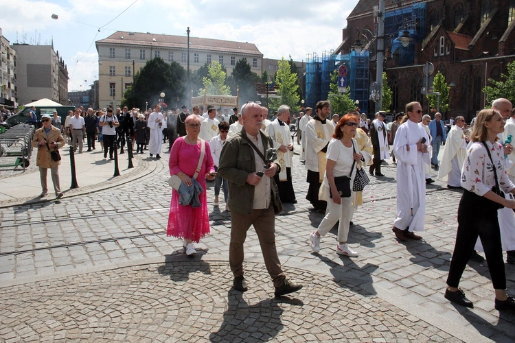 Boże Ciało 2025 - wrocławska procesja centralna