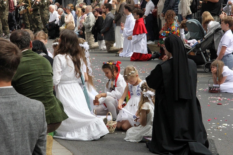 Boże Ciało 2025 - wrocławska procesja centralna