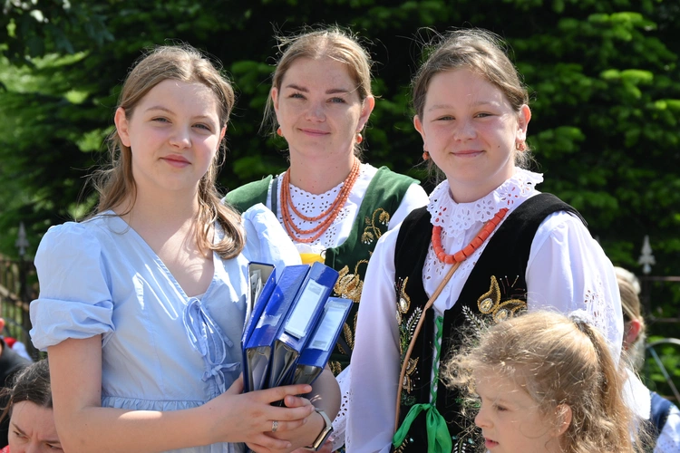 Z Najświętszym Sakramentem od ronda do ronda