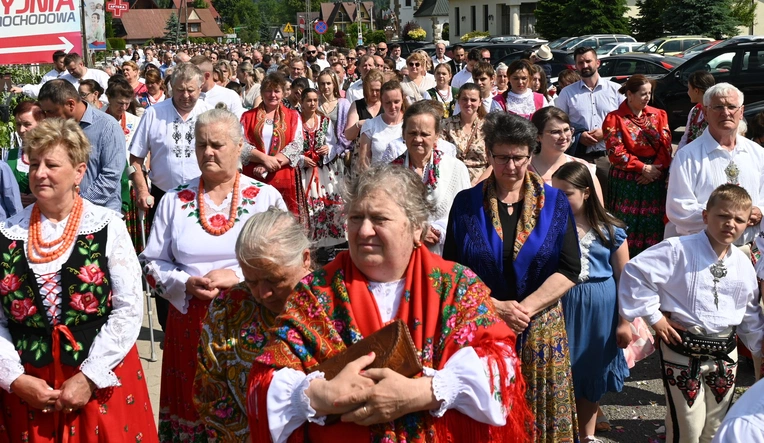 Z Najświętszym Sakramentem od ronda do ronda
