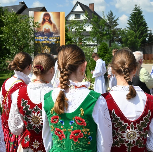 Z Najświętszym Sakramentem od ronda do ronda