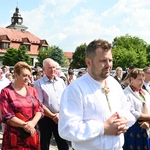 Z Najświętszym Sakramentem od ronda do ronda