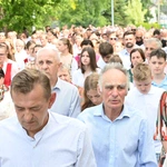 Z Najświętszym Sakramentem od ronda do ronda