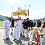 Z Najświętszym Sakramentem od ronda do ronda