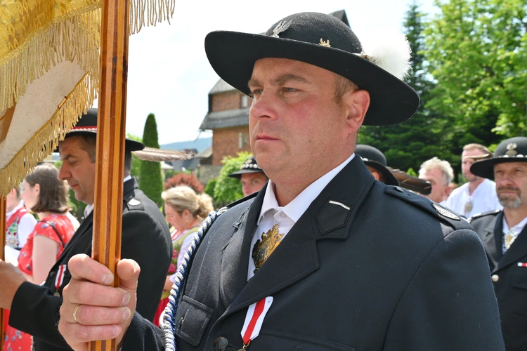 Z Najświętszym Sakramentem od ronda do ronda