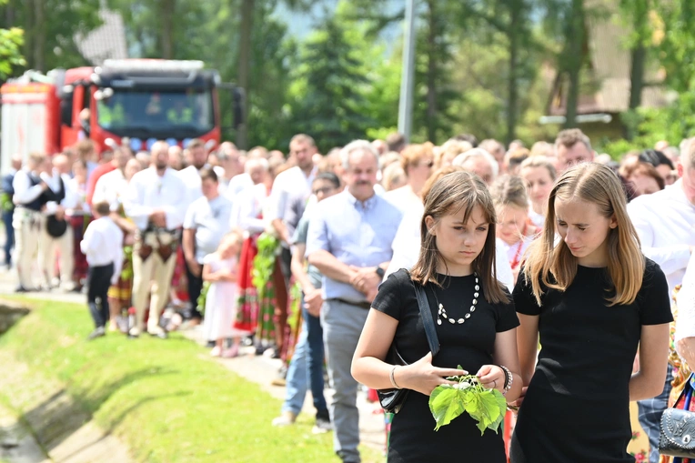 Z Najświętszym Sakramentem od ronda do ronda