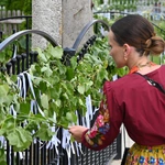 Z Najświętszym Sakramentem od ronda do ronda