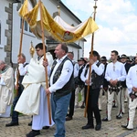 Z Najświętszym Sakramentem od ronda do ronda