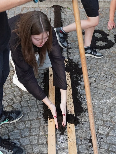 Kwiatowe dywany dla Jezusa - archidiecezja wrocławska