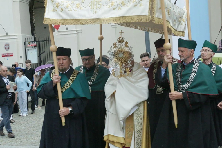 Za Jezusem