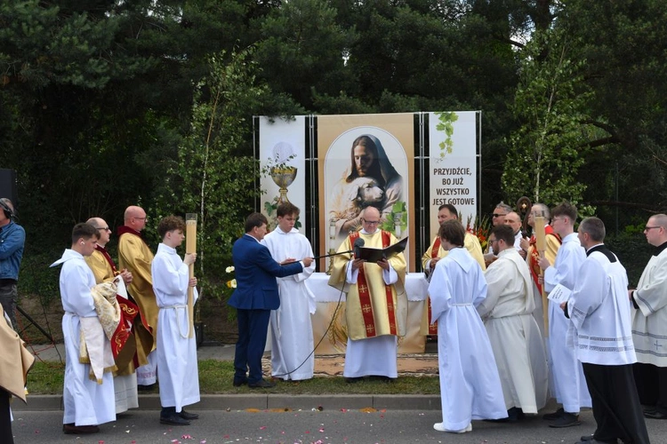 Procesja Bożego Ciała na ulicach Świebodzina