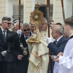 Boże Ciało. Procesja do czterech ołtarzy