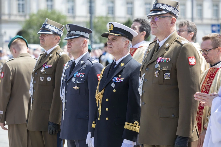 Boże Ciało. Ołtarz na placu Piłsudskiego
