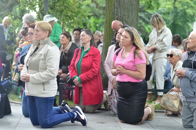 Olsztyn. Centralna procesja Bożego Ciała