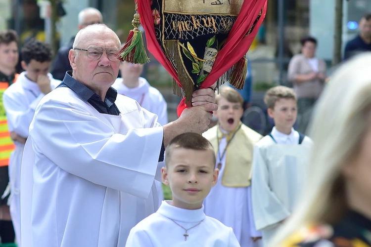 Olsztyn. Centralna procesja Bożego Ciała