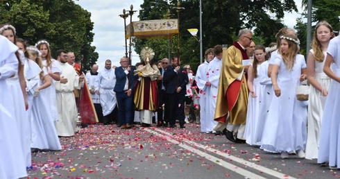 Procesja eucharystyczna w Świebodzinie była transmitowana na cały świat