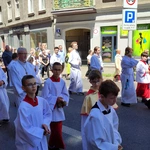 Procesja w centrum Legnicy