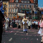 Procesja w centrum Legnicy